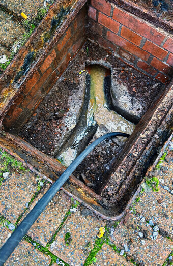 https://plumbercanningvale.com.au/uploads/2025/06/blocked-drains-644040.jpg